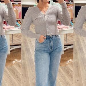 NWT Grey Ribbed Cardigan Sweater size medium